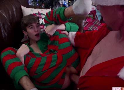 Pierce Paris And Levi Rhodes - Levis Antic Xmas Eager