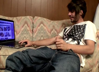 Devin Reynolds In Devin Enjoys His Own Porn