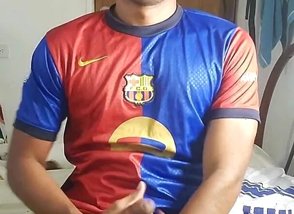 Hi, My Name Is Charly, I'm 22cm and I'm Active, I Masturbate with Both Hands