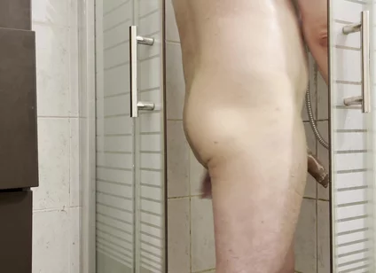 Some Fun and Cum in the Shower