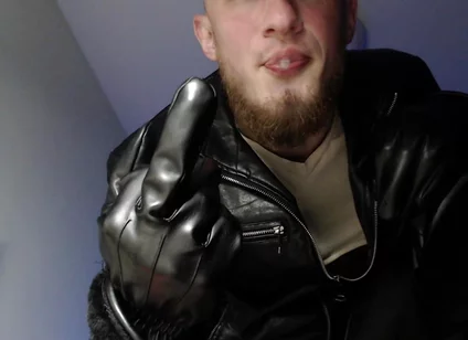 Leather Lord Spit