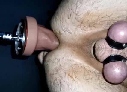 Fuckmachine Fucks My Ass Deep with Huge Dildo