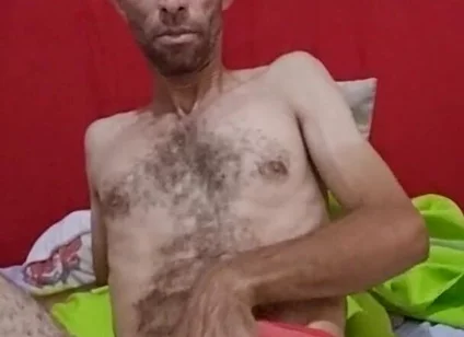 They All Come and Enjoy Watching Me Masturbate with Great Lust