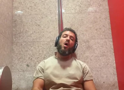 Jerking off in the Airport