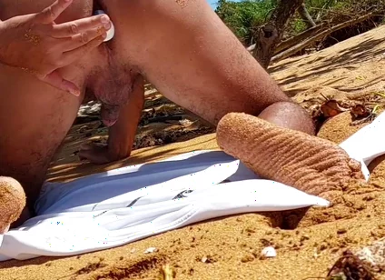 Ladysilva Anal Masturbation on the Beach