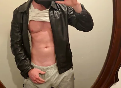 After Work Jerk off in Black Leather Jacket! Hot Stepdaddy Shows Muscles & Pumps Thick Cock