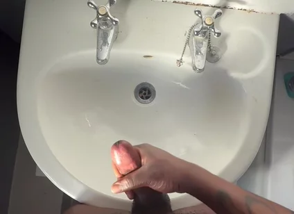 I Cum in the Work Toilet