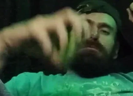 Smoking in Silence