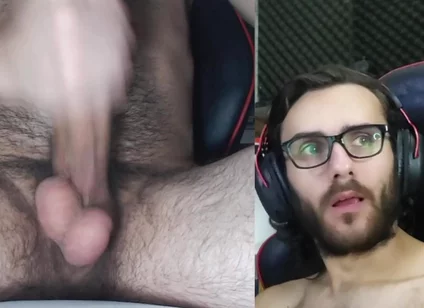 20 Centimeter Penis Pumping a Lot of Milk, with My Face!!