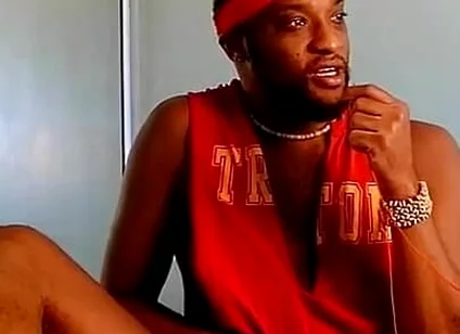 Kennie Jai Jerks off for a Fan!