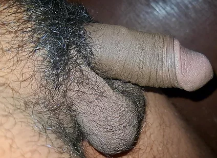 Young Hot Guy Pissing