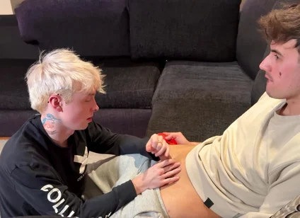 Blonde Twink Dude Sucks Cum Out Of His Mate Whilst He Video Games Fornite