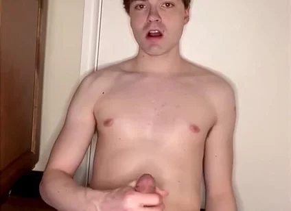 Huge Cum Shot of Beautiful Twink!