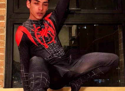 Suit Spiderman and Poses