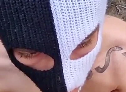 Outdoors Fuck on the Track, a Naked Straight Man Gave His Holes a No-condom Fuck