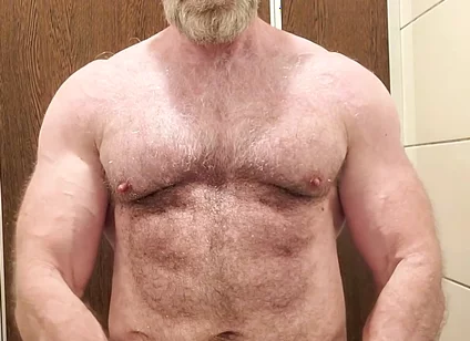Hairy Muscle Guy Shows off and Jerks off