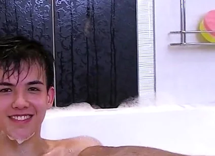 Alexandre Lee teen boy bath time jerk off