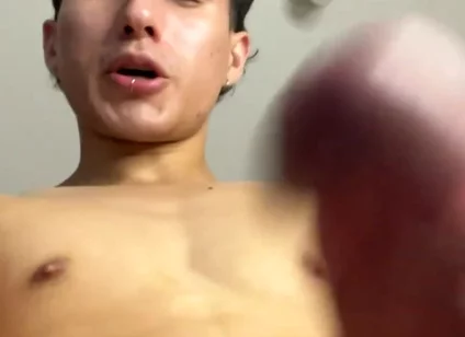 Fierce Solo Ignites Raw Cock Hunger