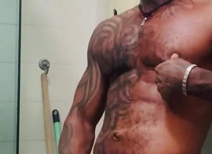 Felipe Nuru - Cumming in the Bathroom