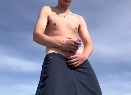 Freeballing and Fun on the Hike