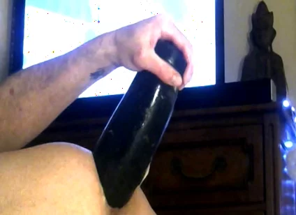 Feeding My Insatiable Hole Before It Meows