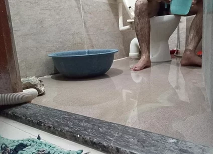 Who Would Like to Take a Nude Bath with Me?