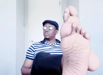 Male Soles in the Office (2) (2026)