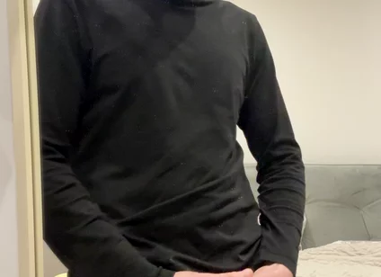 Fucking a Toy with a Big Dick and Moaning at 42 Years Old