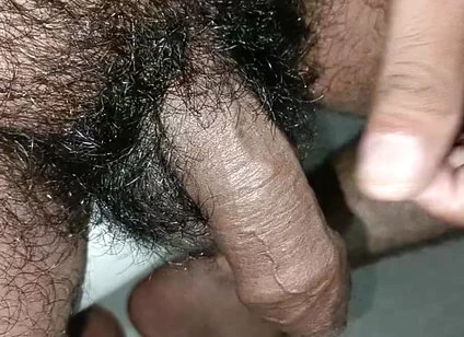 Lambe Ghane Kale Bal Wala Penis
