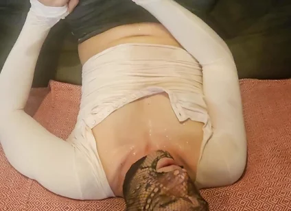 Piss and Cum in My Mouth