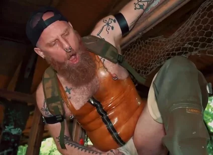 Fellball Take Turns Fisting Deep Into Each Others Wide Asses With Rose Bud And Axel Abysse