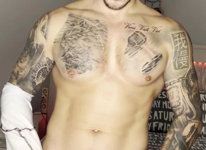My Cock Cums with No Hands