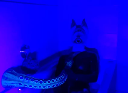 Uv Latex Drone Session