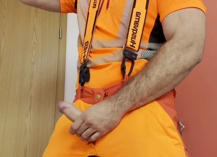 Lumberjack in Hivis Jerks His Huge Cock and Muscle Worship