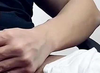 This Massager Became My Favorite Toy for Now