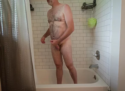 Shower Time with Jon Scarecrow