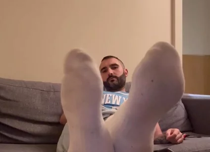 This One Is for the Foot/socks/trainers Enthusiasts