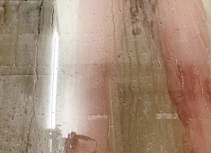 Twink Showering