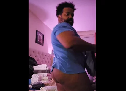 Stepdaddy Shows Juicy Ass While Doing Laundry