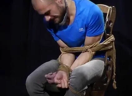 Zeus Hardcore Bondage Challenge8