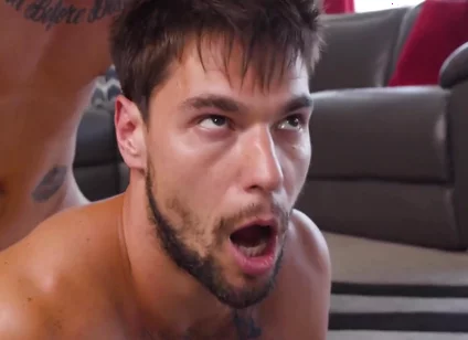 Solomon Aspen, Ryan Jordan And Jordan Ryan In Fucks Distracted Stepbrother Playing Video Games