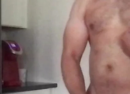 Quick Cumshot in Kitchen