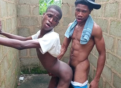 Horny Black Twinks Risk Their Life in Abandoned House
