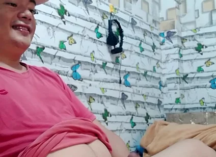He's Already Handsome,and His Dick Feels Amazing,too..