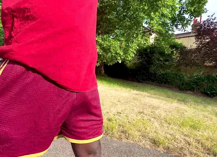 Walking Commando Under a Scorching Heatwave…