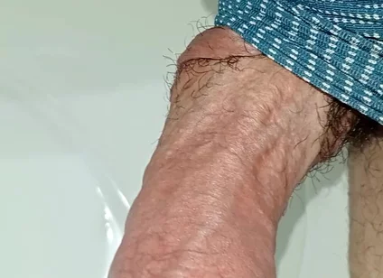 I Enjoy Piss in Bathroom, Big Cock and Veniza