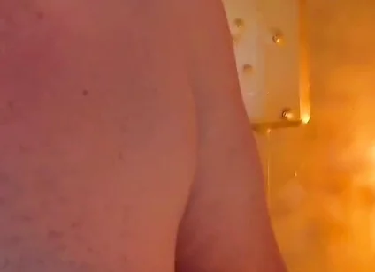 Cum Biscuit at Gloryhole Squirted on the Biscuit