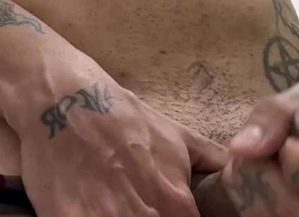 Demon Masturbates for Tiny Human and Gives Him a Tour of His Body POV