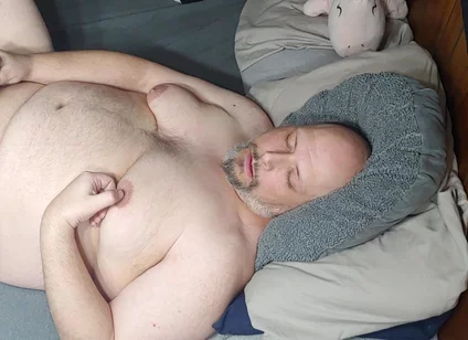 Chubby Guy Jerk and Cum