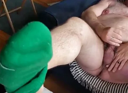 Bear Jerks off in Green Socks